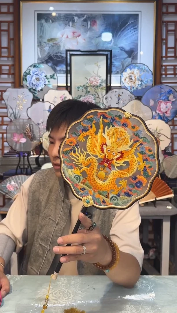 扇子纯手工苏绣双面团扇
