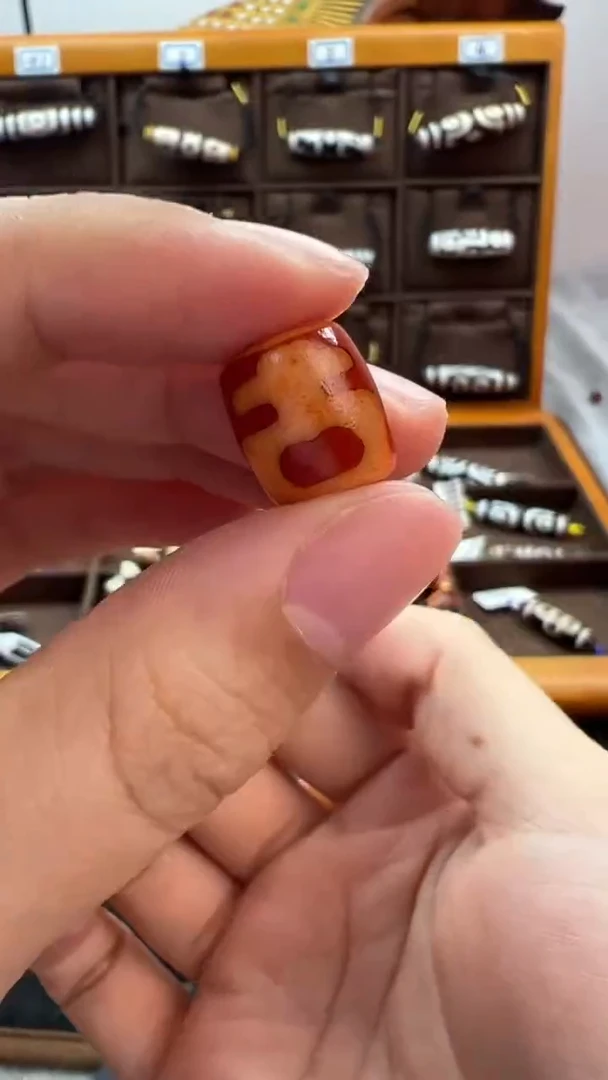 玛瑙/玉髓（覆膜）颈饰未镶嵌162（微瑕随机发货）