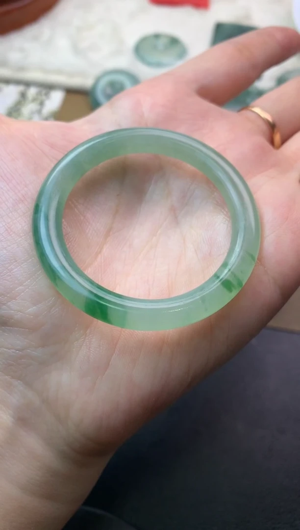 未镶嵌定制翡翠毛货