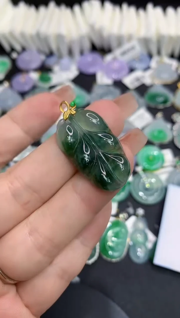吊坠(不含链)18K金镶嵌翡翠11111111111111