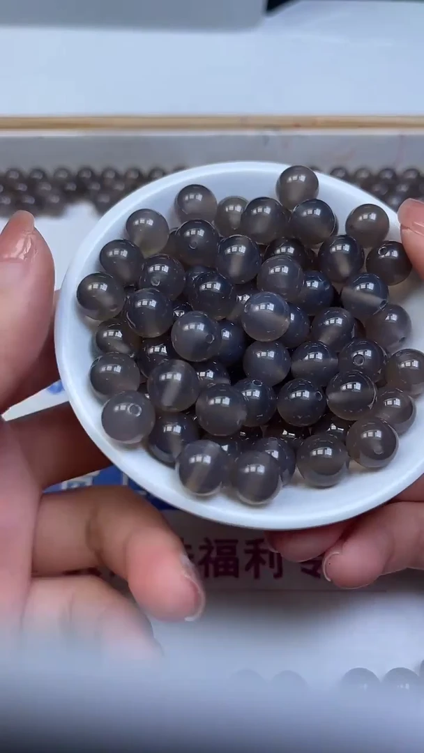 未镶嵌散珠玛瑙/玉髓504 冰烟灰玛瑙10mm10颗7元