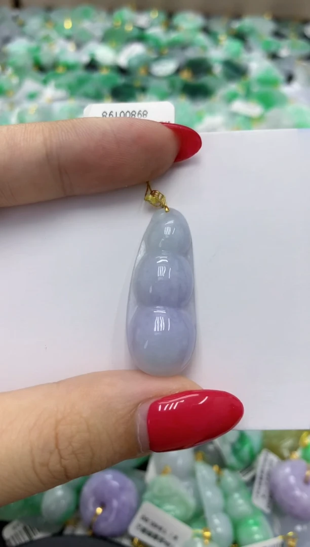 翡翠18K金镶嵌颈饰1111111111111