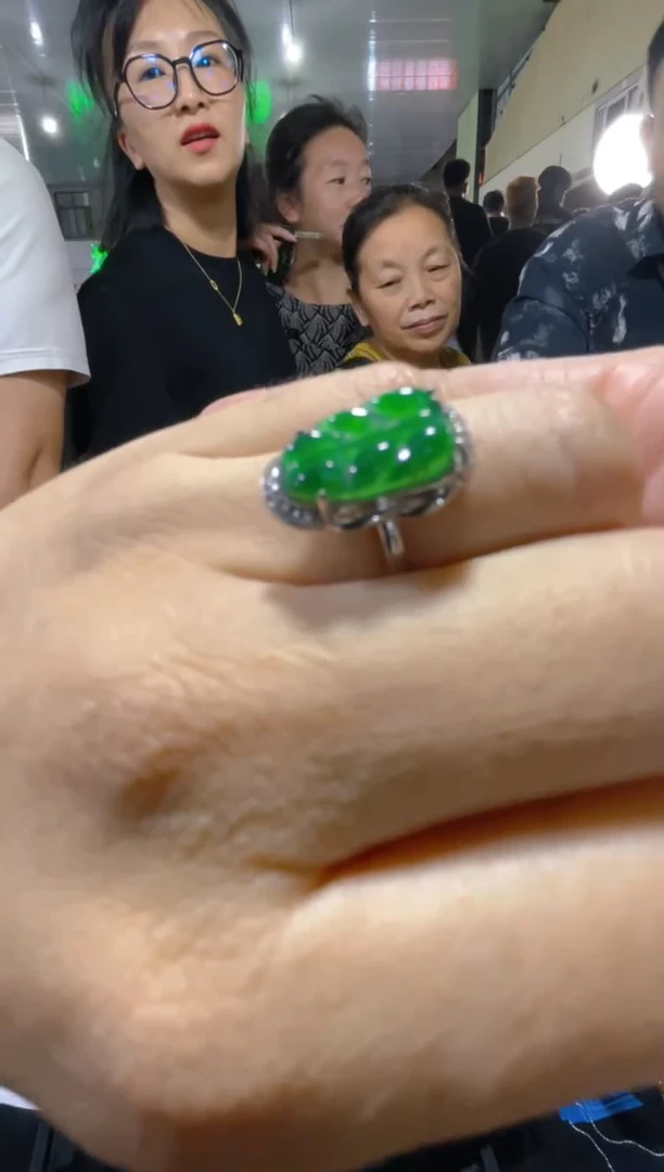 翡翠戒指未镶嵌888888888888888