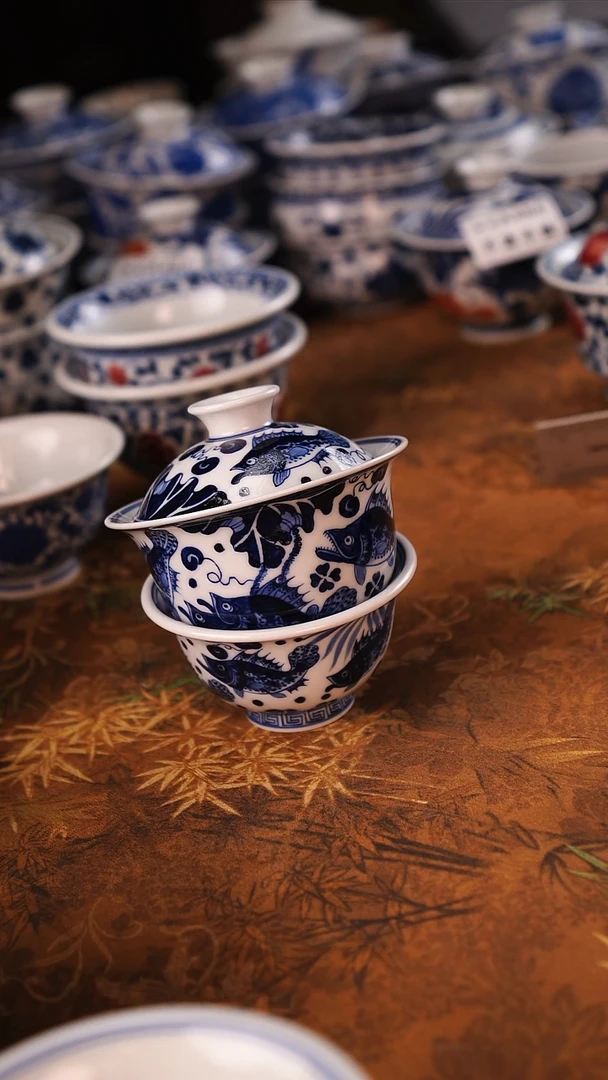 无****士景德镇手工手绘茶器