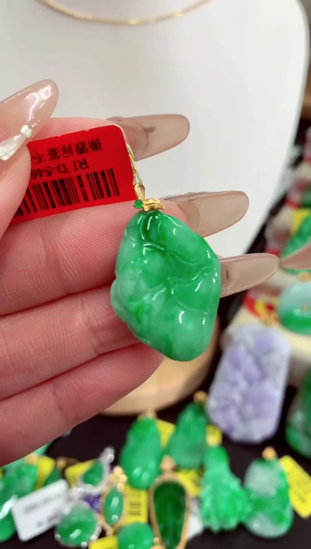 翡翠18K金镶嵌吊坠(不含链)挂件