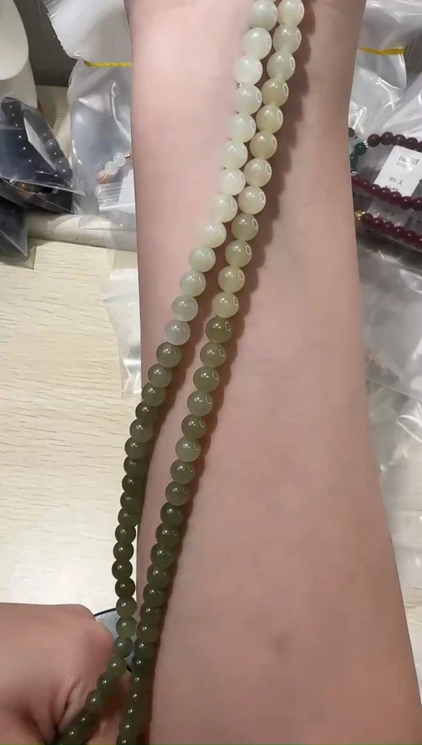 未镶嵌手串和田玉（糖玉）奶*B2500109