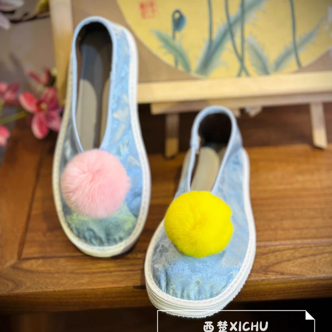 2025春上新【马卡龙】新中式时尚百搭中国风毛球国潮千层底布鞋
