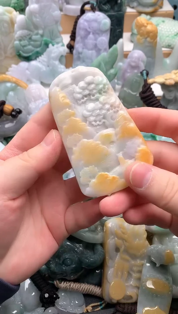 吊坠(不含链)未镶嵌翡翠1