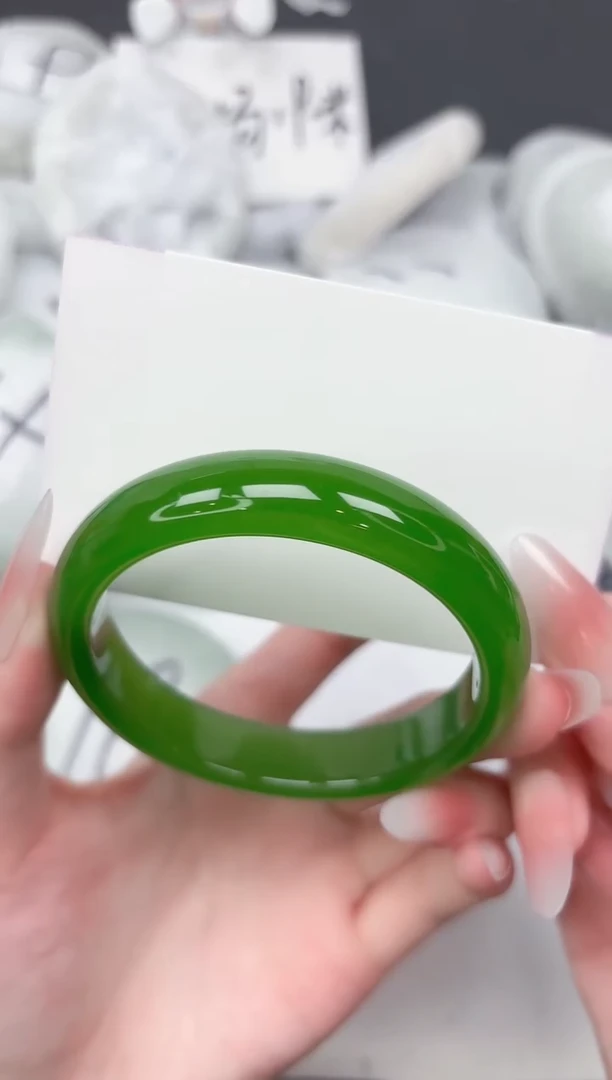 未镶嵌手镯石英质玉243-56.2