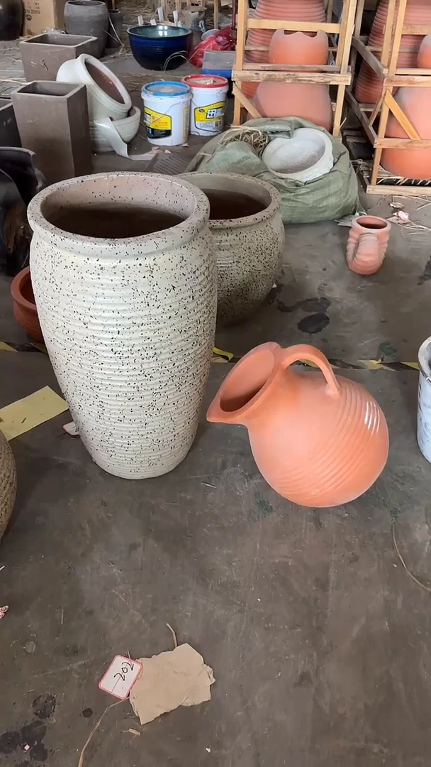 2个盆-有孔-水壶口小缺口