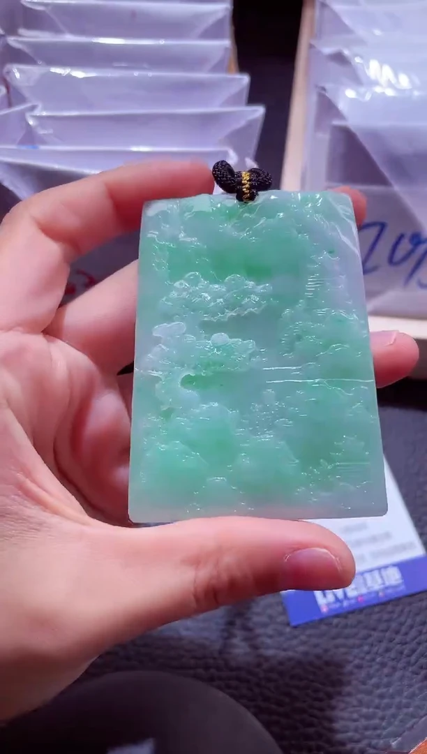 颈饰未镶嵌翡翠00006880