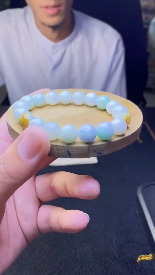 定制翡翠未镶嵌天然缅甸A货翡翠，多样性发货，拍一发一