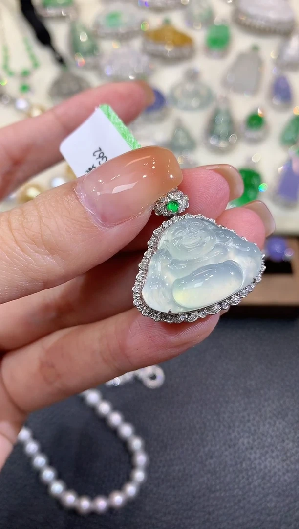 吊坠(不含链)18K金镶嵌翡翠C9