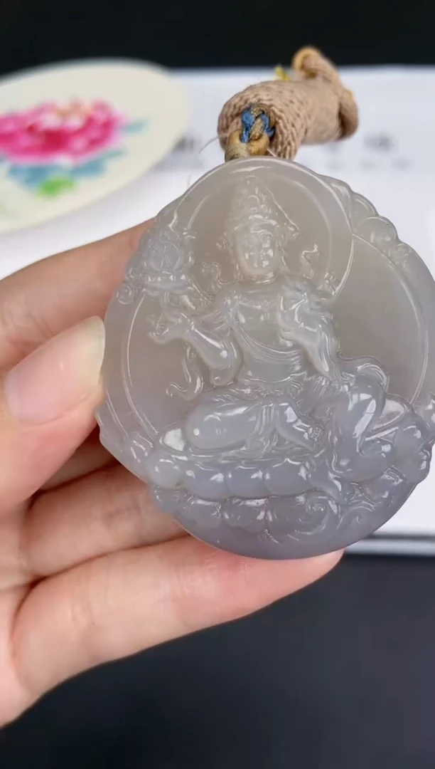 未镶嵌和田玉挂件376458    多人