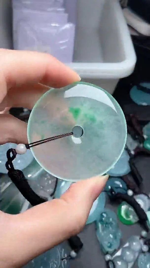 散珠翡翠含赠品绳子发货PAK绿