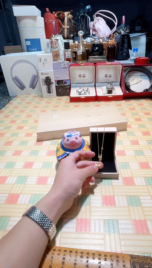 瓷片瓷器 库房到期 全部地板价@@1