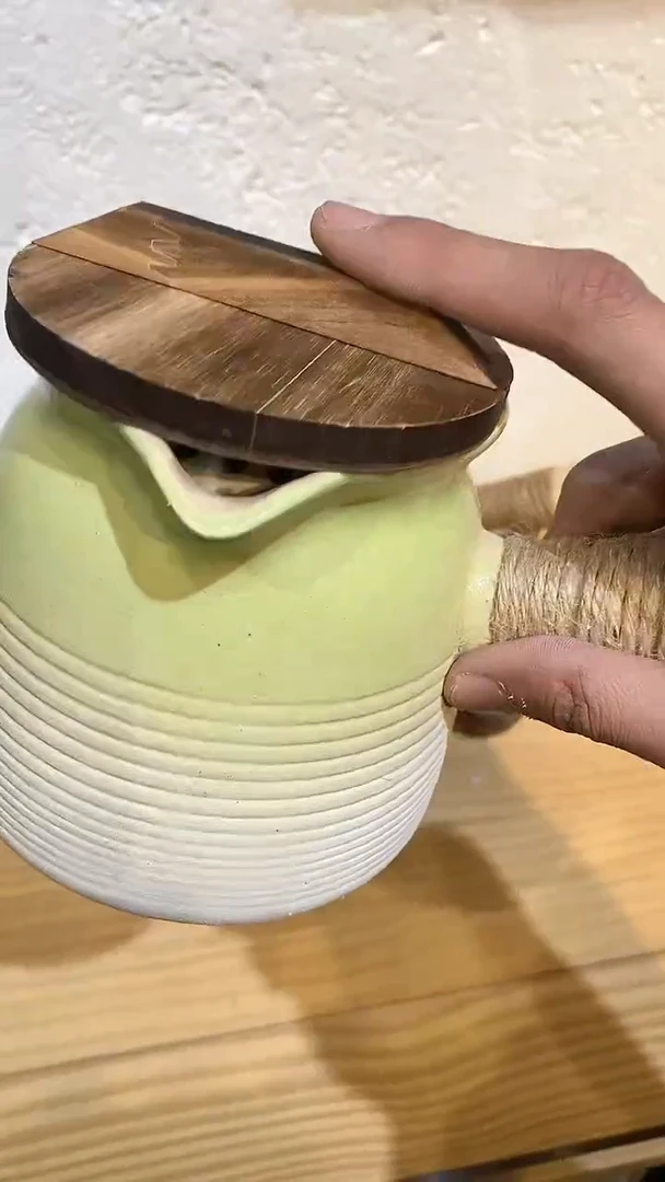 【闪购商品】1000ml绿色月牙+木盖0000