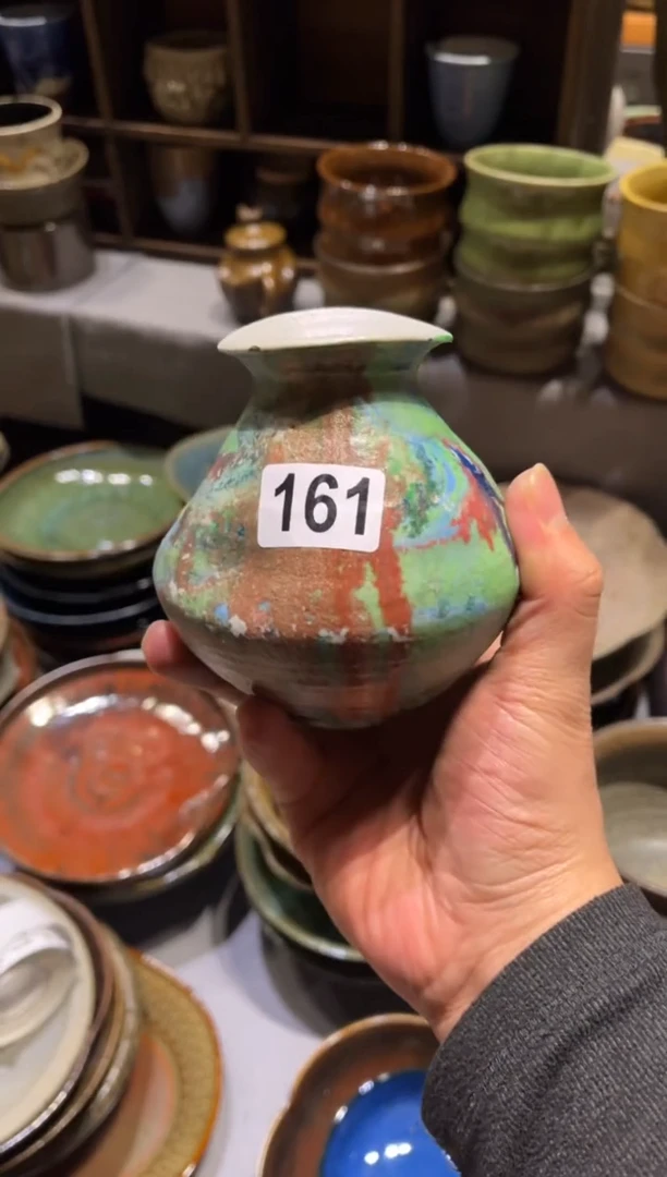 【闪购商品】瓷片161  手画小花瓶1个