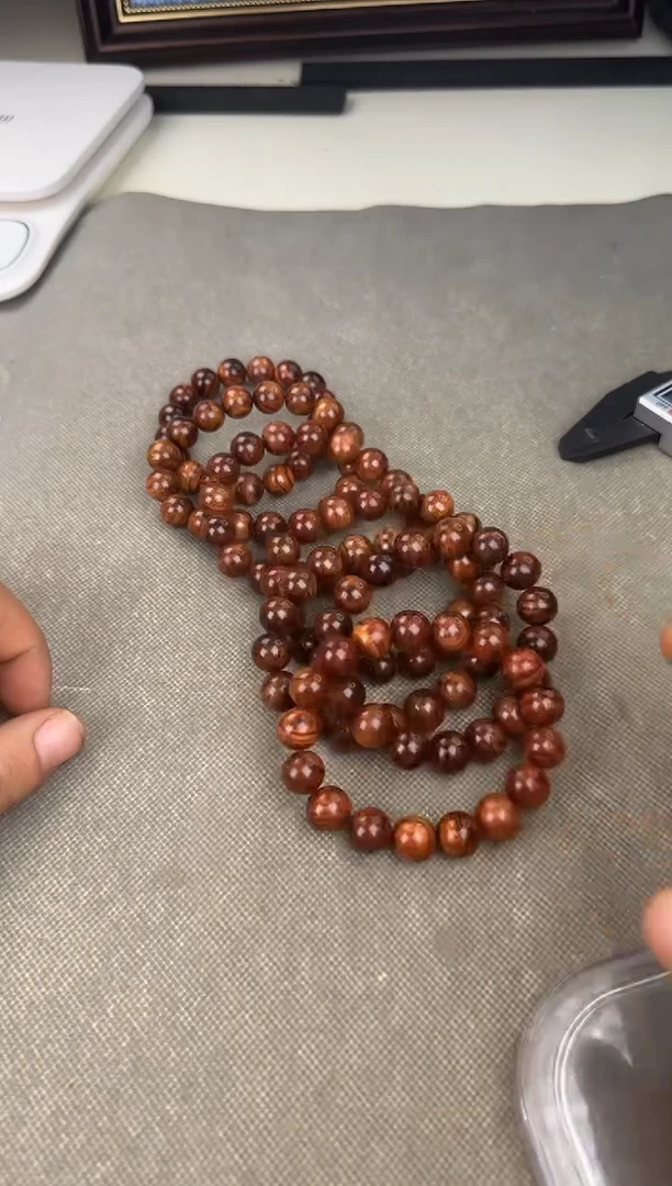 【闪购商品】黄花梨/降香黄檀手串/手链圆珠 多样性发货 发一条