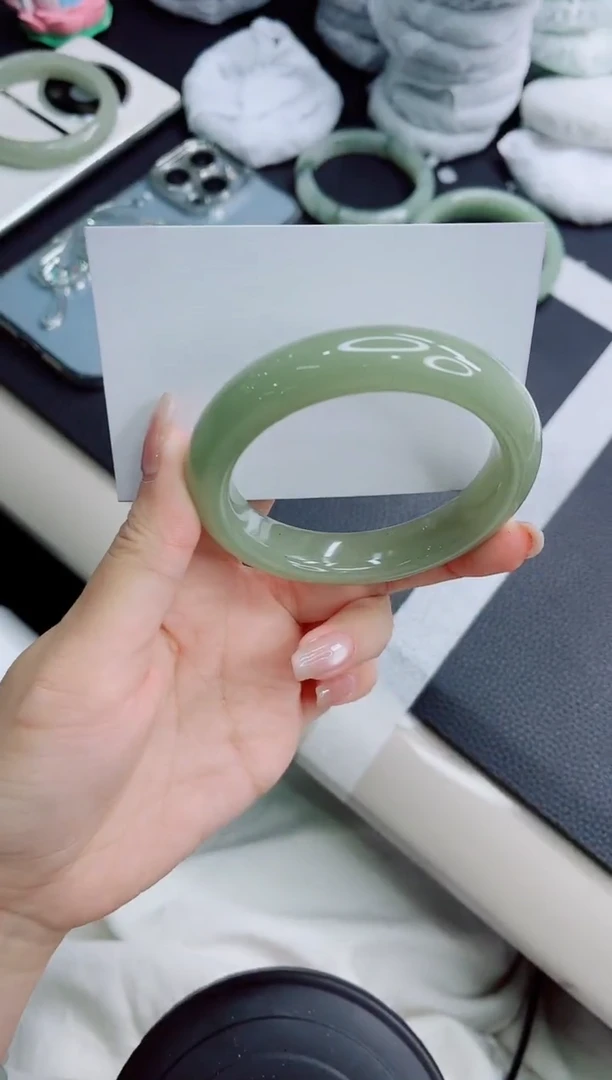 石英质玉手镯未镶嵌296-55.9