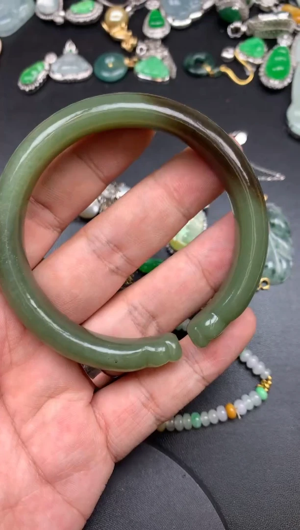 颈饰未镶嵌和田玉?***)殇无心商品不退不换