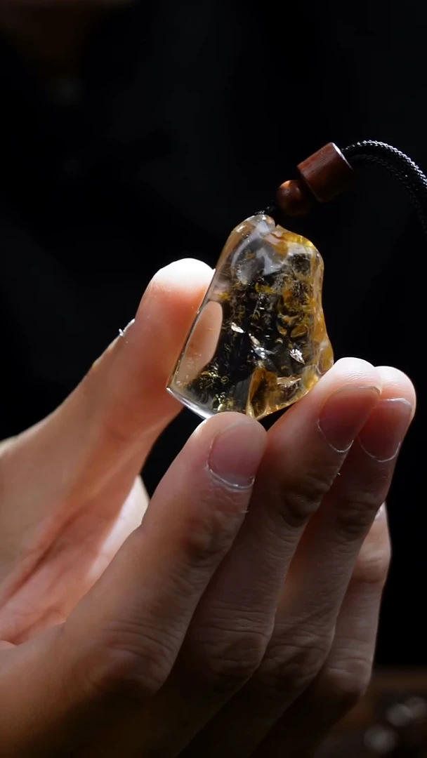 吊坠(赠链)未镶嵌水晶水晶