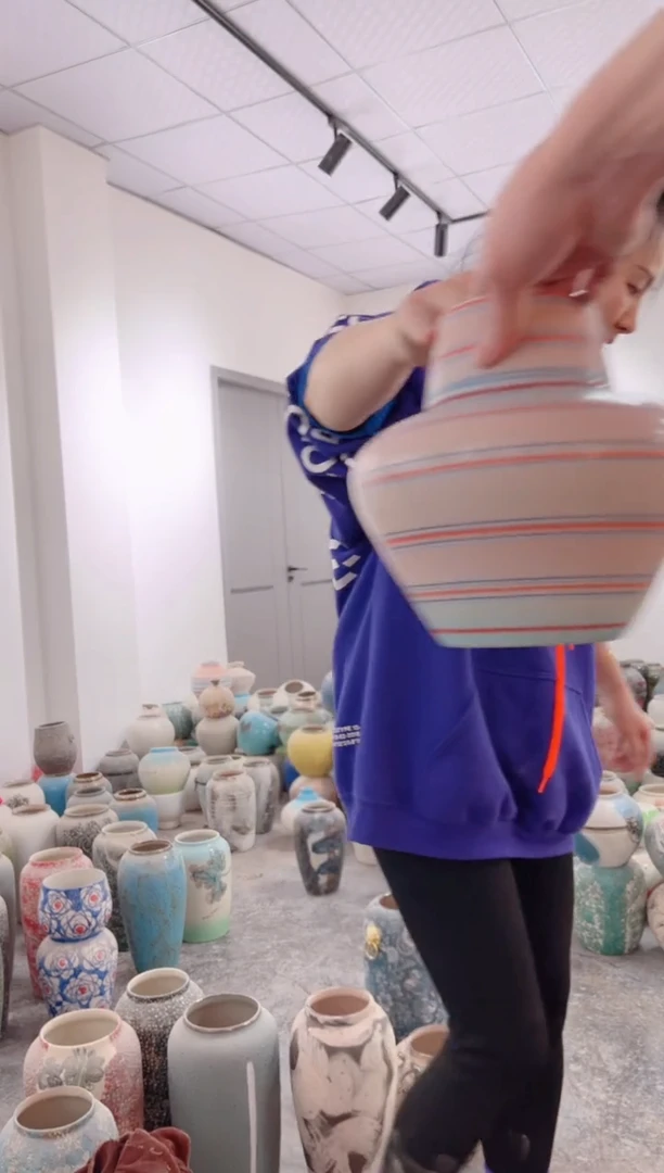 【闪购商品】瓶zd172    陶瓷花瓶 无花 微瑕