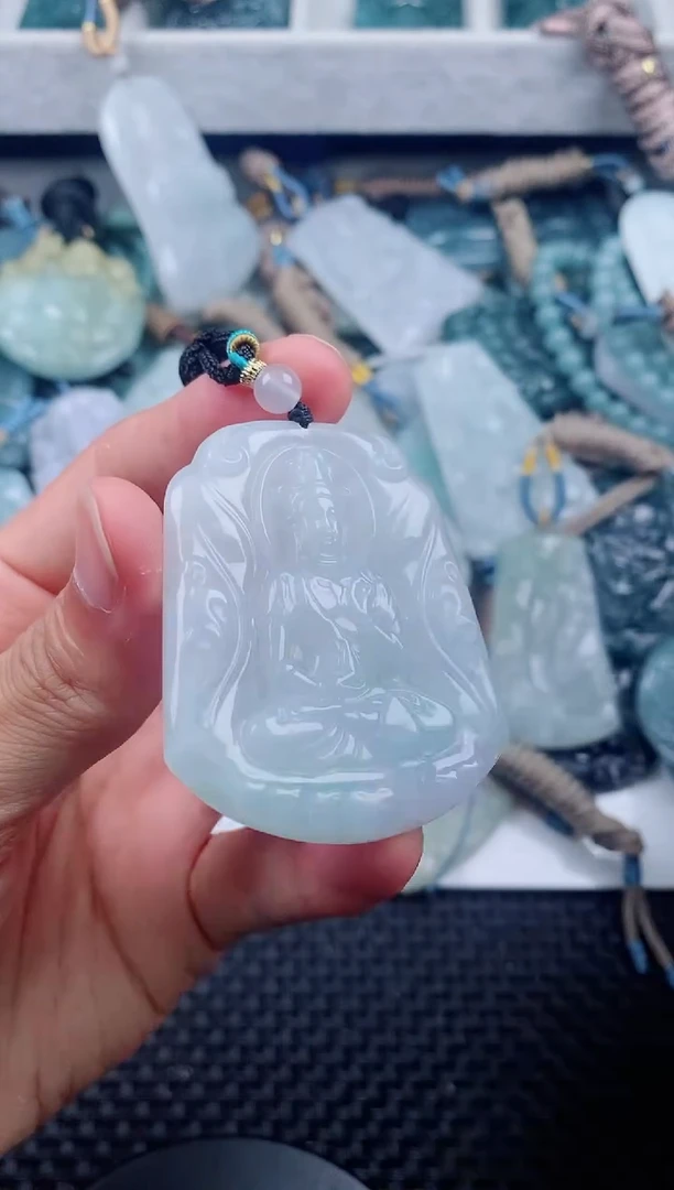 翡翠未镶嵌颈饰111111111