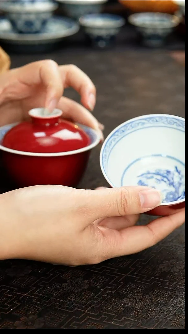 陶瓷一吖陶瓷红底梅兰先春套组