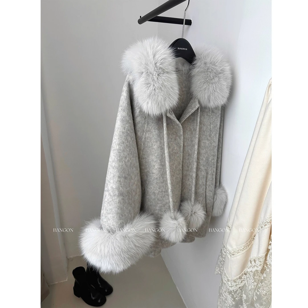 2025秋冬季新款休闲风设计感小众拼接斗篷大衣气质慵懒感外套大衣