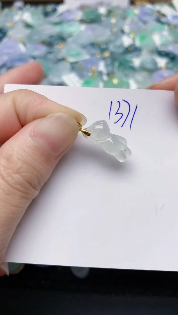 颈饰未镶嵌翡翠天然缅甸A货翡翠百元以上9元证书费自理