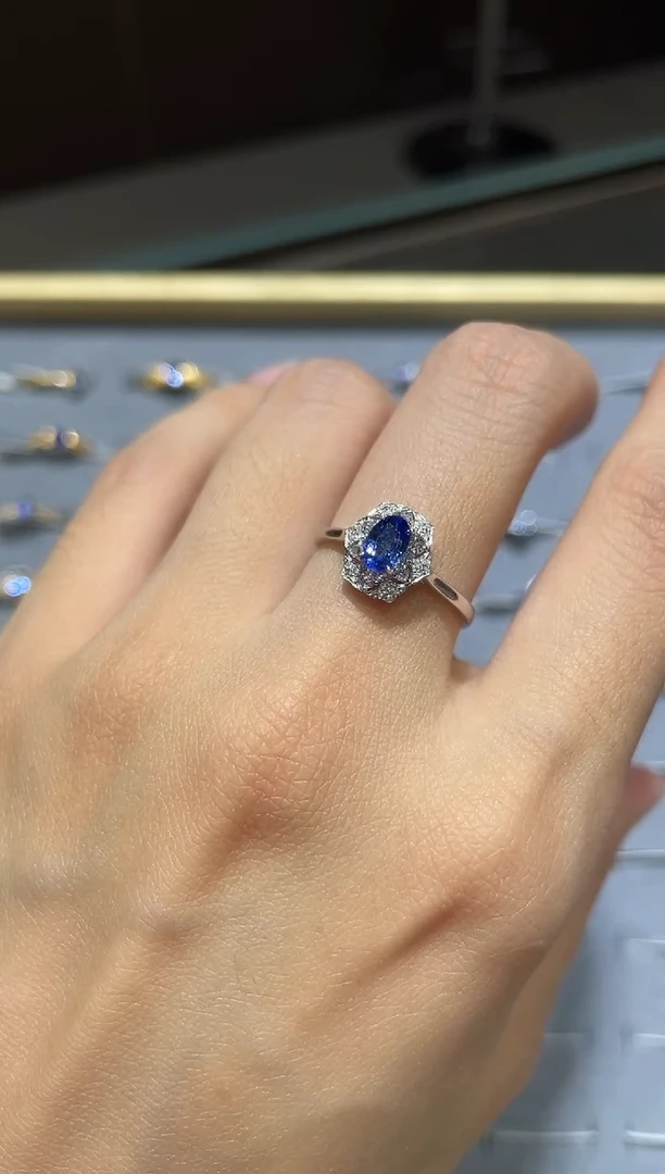 戒指蓝宝石18K金镶嵌1