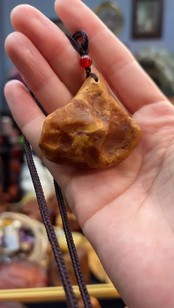 琥珀颈饰未镶嵌吊坠