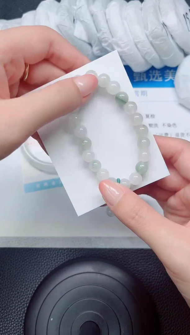 石英质玉手镯未镶嵌手串