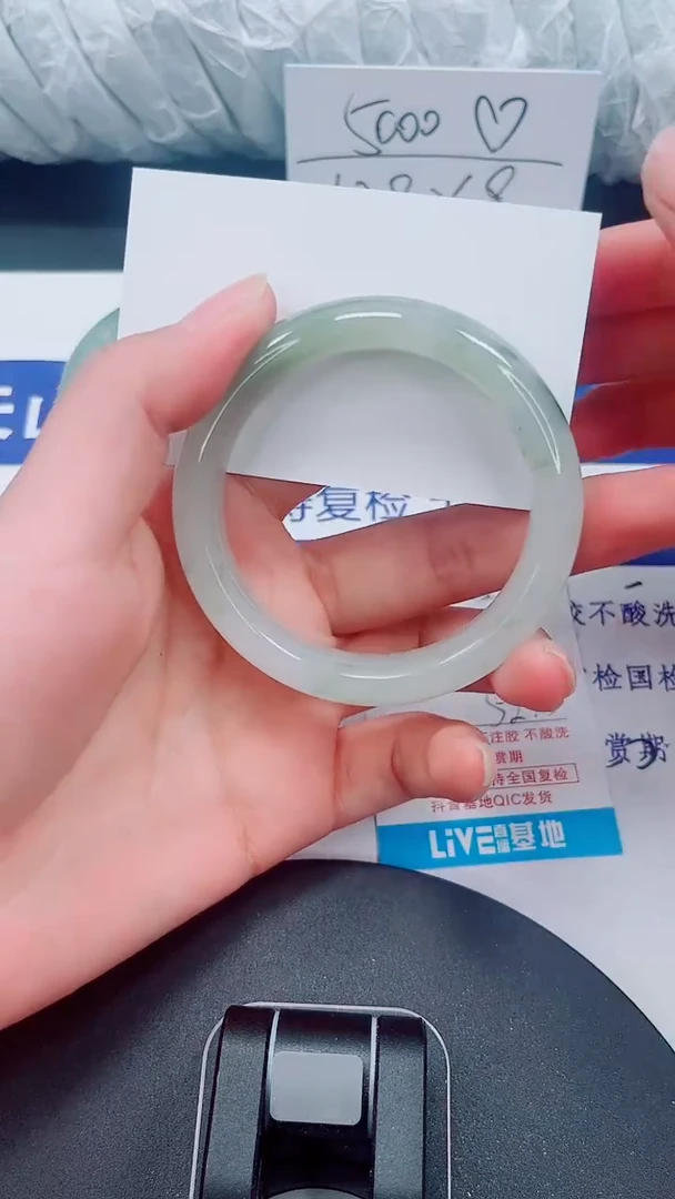 未镶嵌手镯石英质玉55-51/52