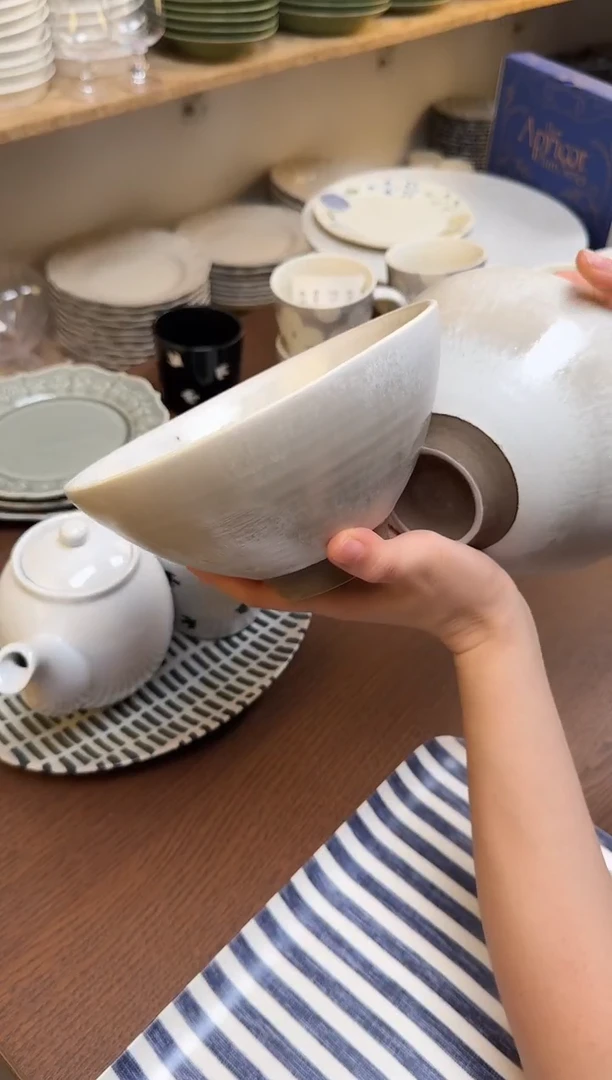 手作细圈纹收底大碗两只装瑕疵款黑点划痕