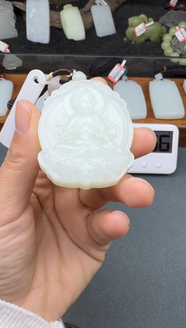 颈饰未镶嵌和田玉2