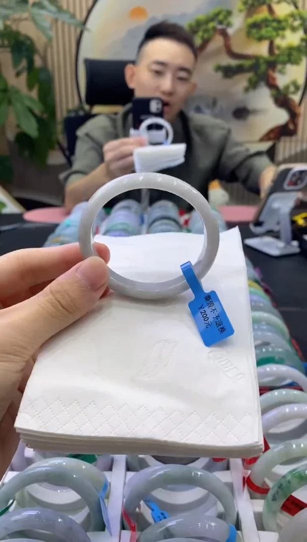 未镶嵌手镯翡翠50266