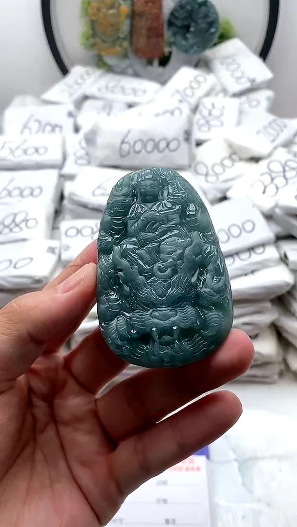 【闪购商品】翡翠颈饰未镶嵌普贤