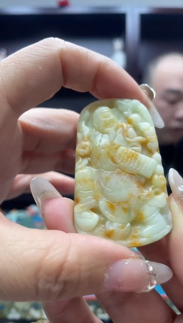 未镶嵌岫玉吊坠·