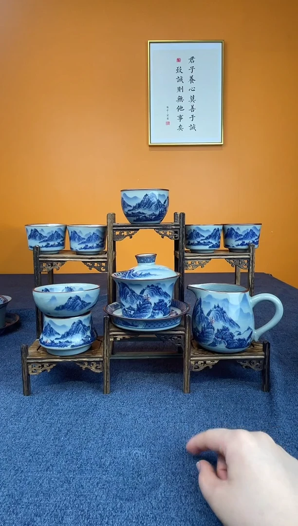 谷*地釉里红八件套+2客杯