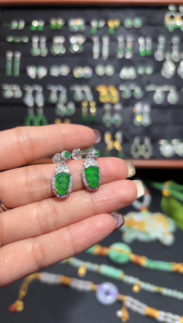 【闪购商品】翡翠颈饰银S925镶嵌叶子/支持复检/一件