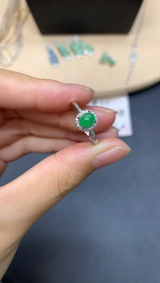 【闪购商品】翡翠戒指银S925镶嵌蛋面【无服务费】