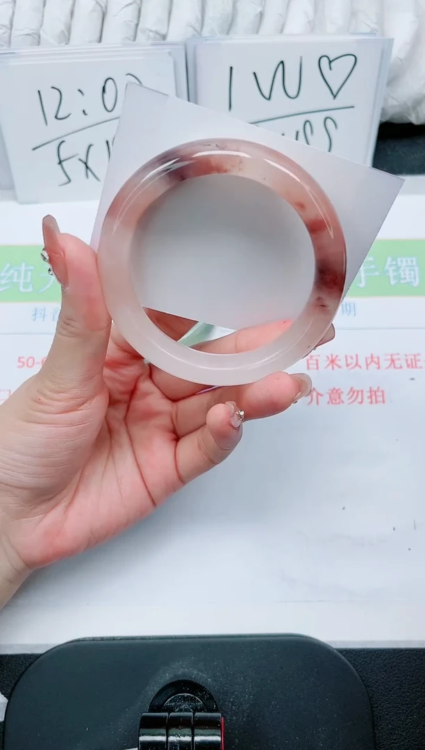 【闪购商品】石英质玉手镯未镶嵌172