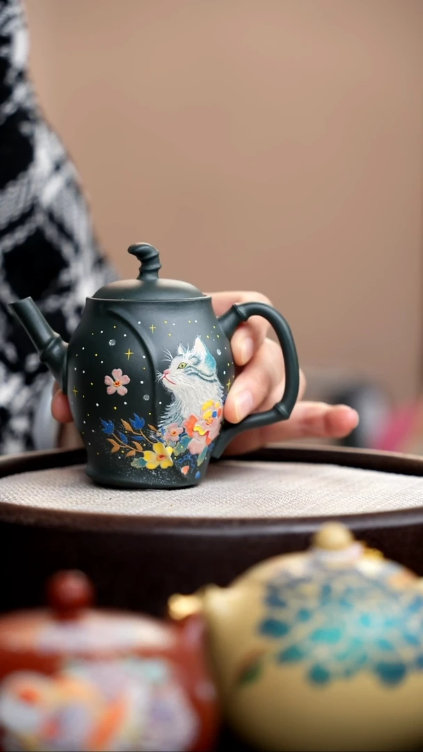 茶壶紫砂九龄君子兰竹韵泥绘猫咪011