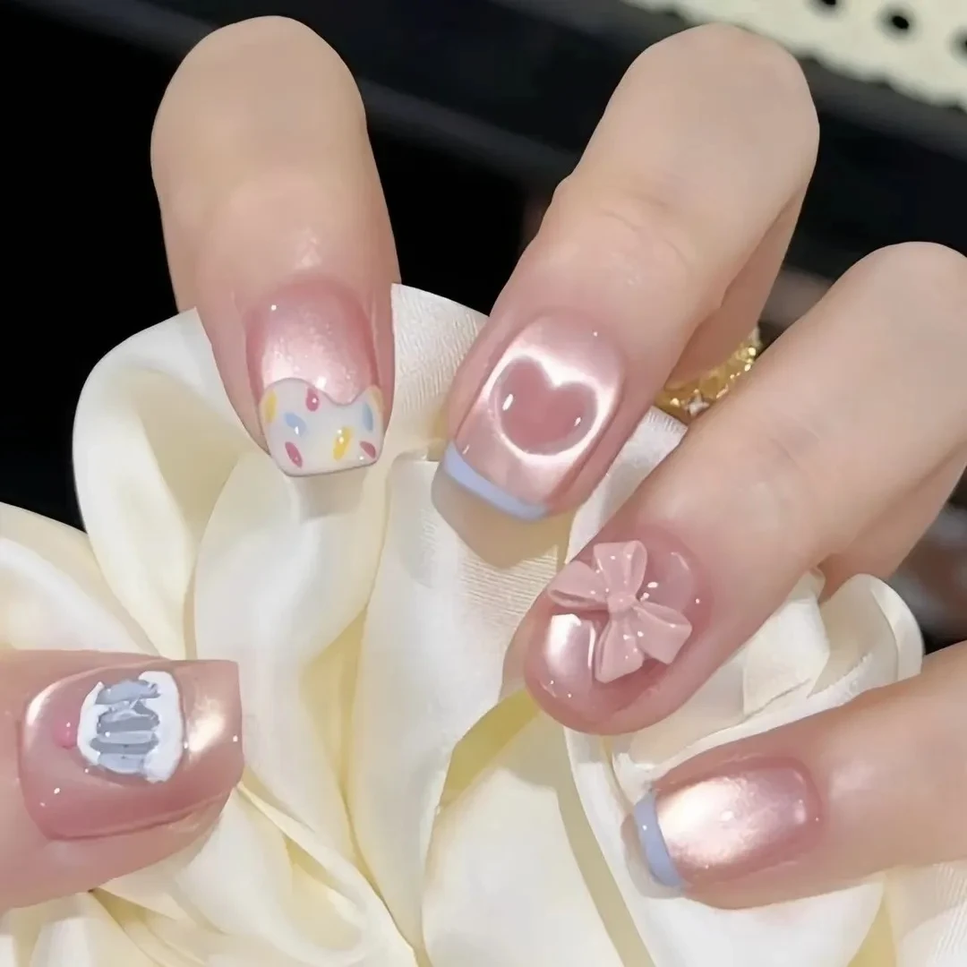 想见海纯手工穿戴甲片短款法式显白美甲立体蝴蝶结卡通可爱美甲贴