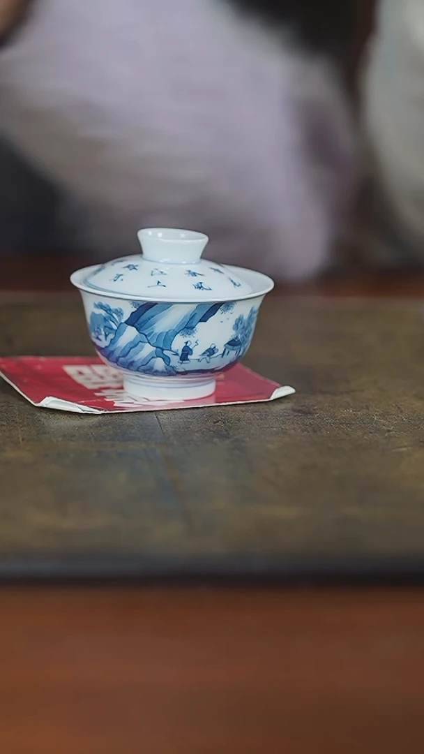 【闪购商品】杯弥云斋微瑕康熙山水盖碗
