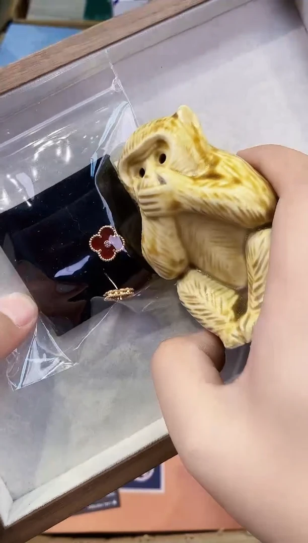 【闪购商品】瓷片四红耳-都是我的大宝贝儿瓷器