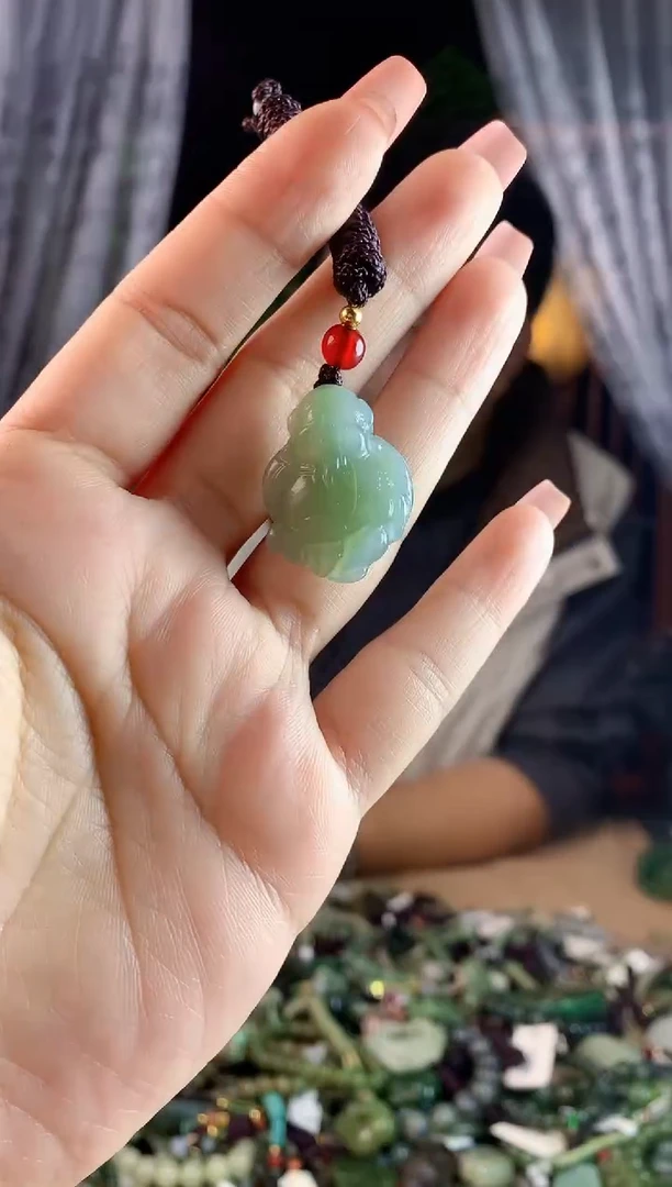 【闪购商品】和田玉挂件未镶嵌多样性发货拍一发一