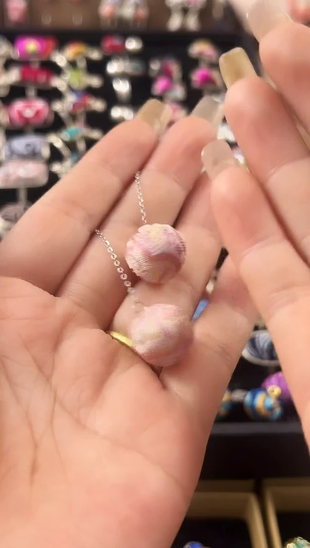 【闪购商品】织绣民族风老绣饰品010